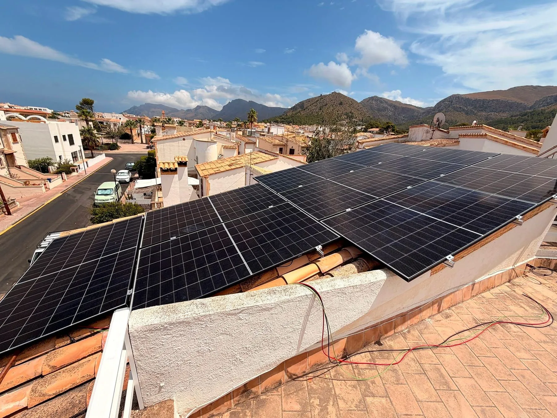 Instalación de placas solares en Llucmajor · Sysefen